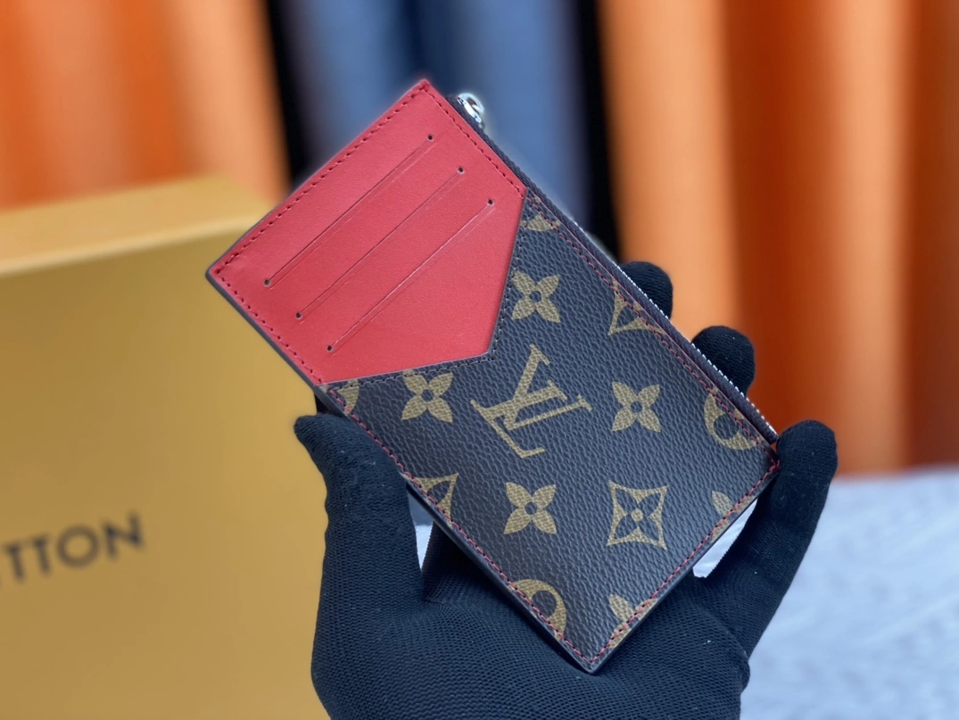 EyeCatching 7298 Louis Vuitton LV Card Case For Women