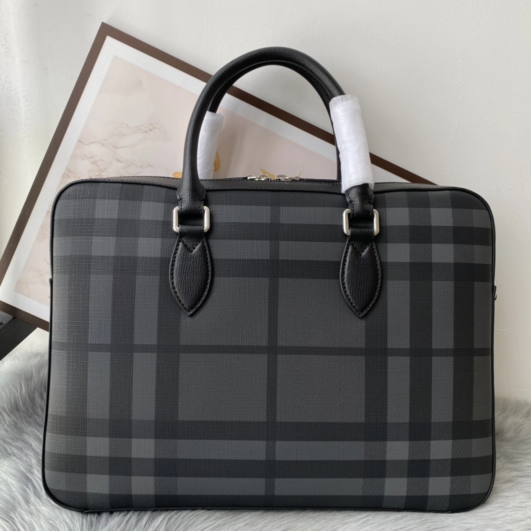 EyeCatching 7454 Burberry AAA Man Handbags