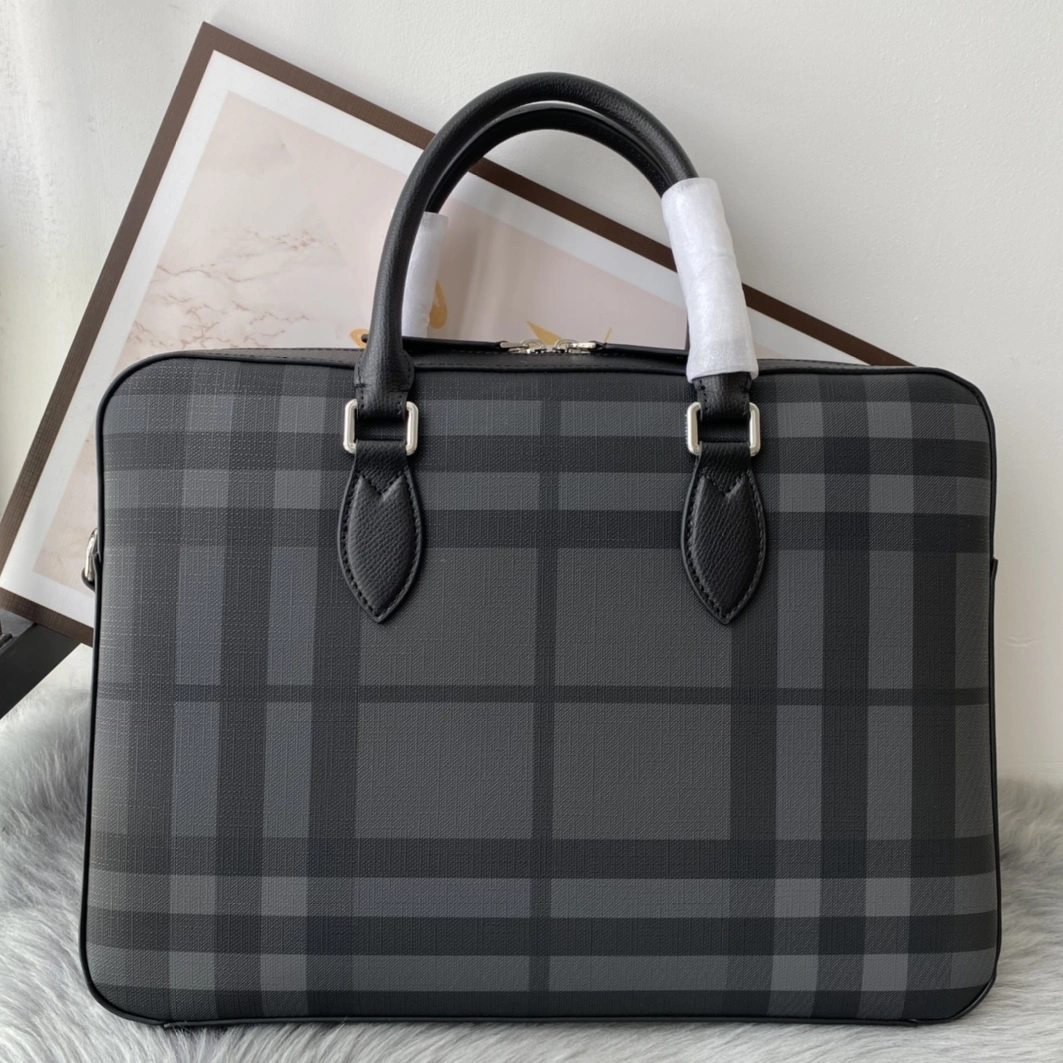 EyeCatching 7454 Burberry AAA Man Handbags