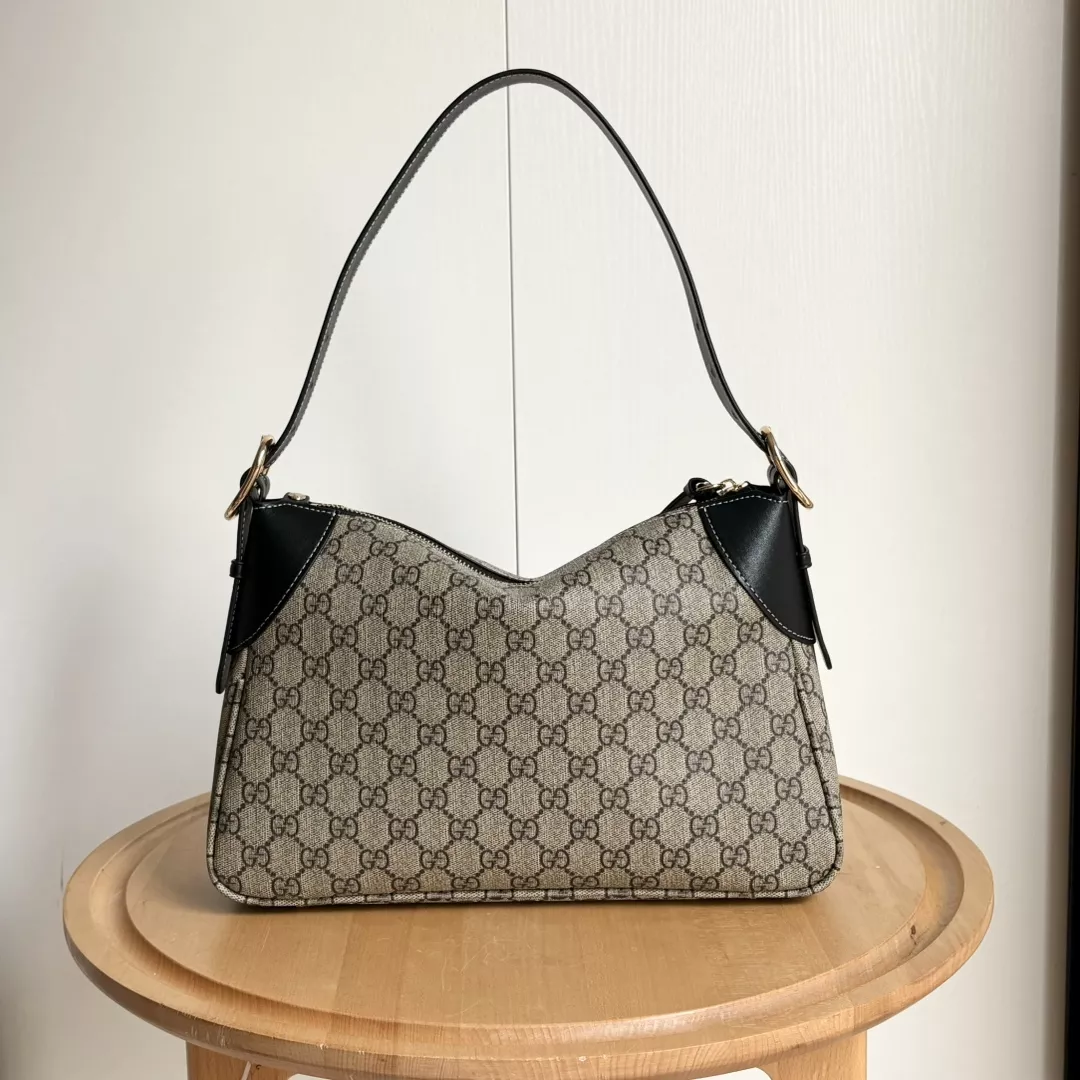 EyeCatching 7527 Gucci AAA Quality Shoulder Bags For Women