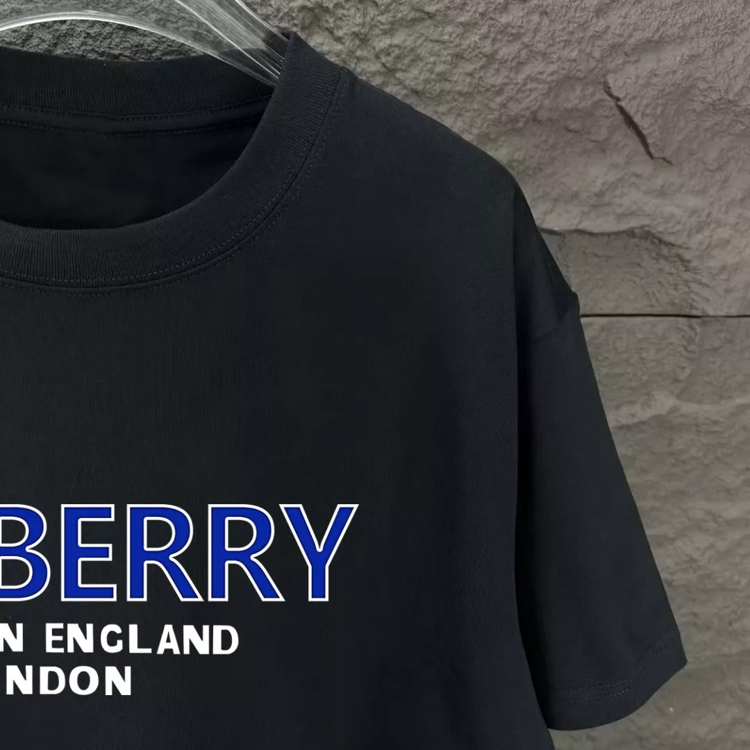 EyeCatching 7536 Burberry T-Shirts Short Sleeved For Unisex