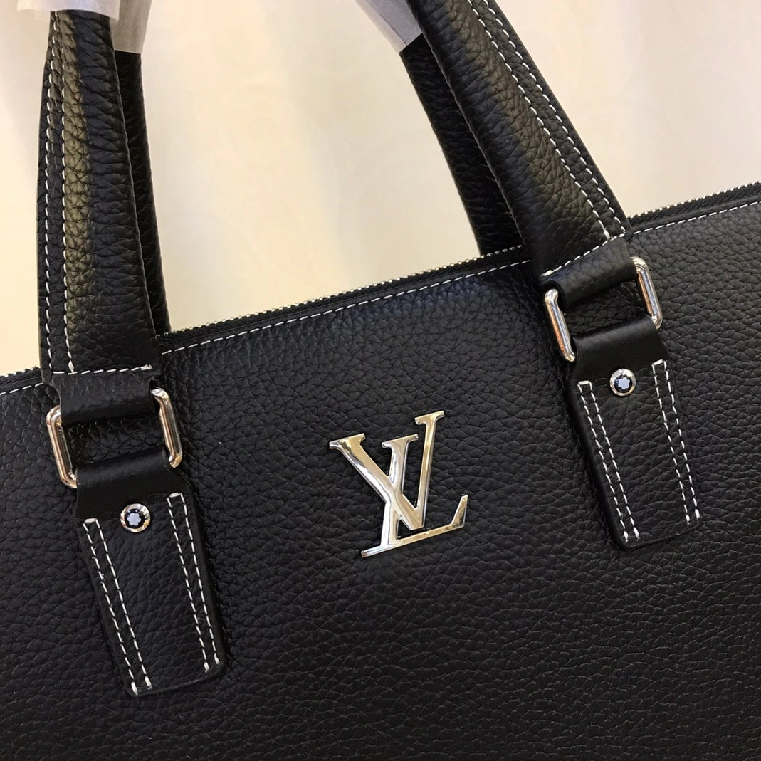EyeCatching 7650 Louis Vuitton AAA Man Handbags