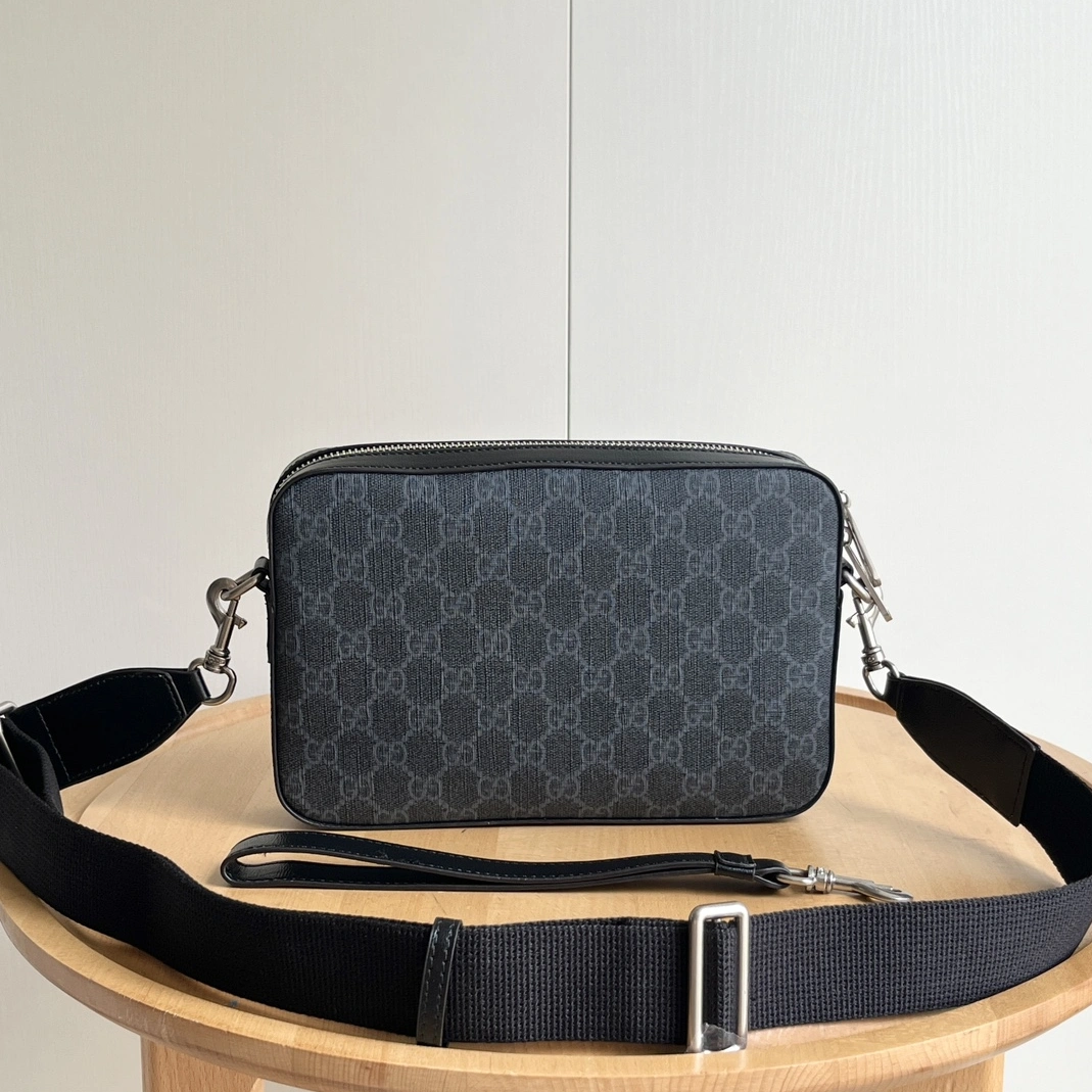 EyeCatching 789 Gucci AAA Man Messenger Bags