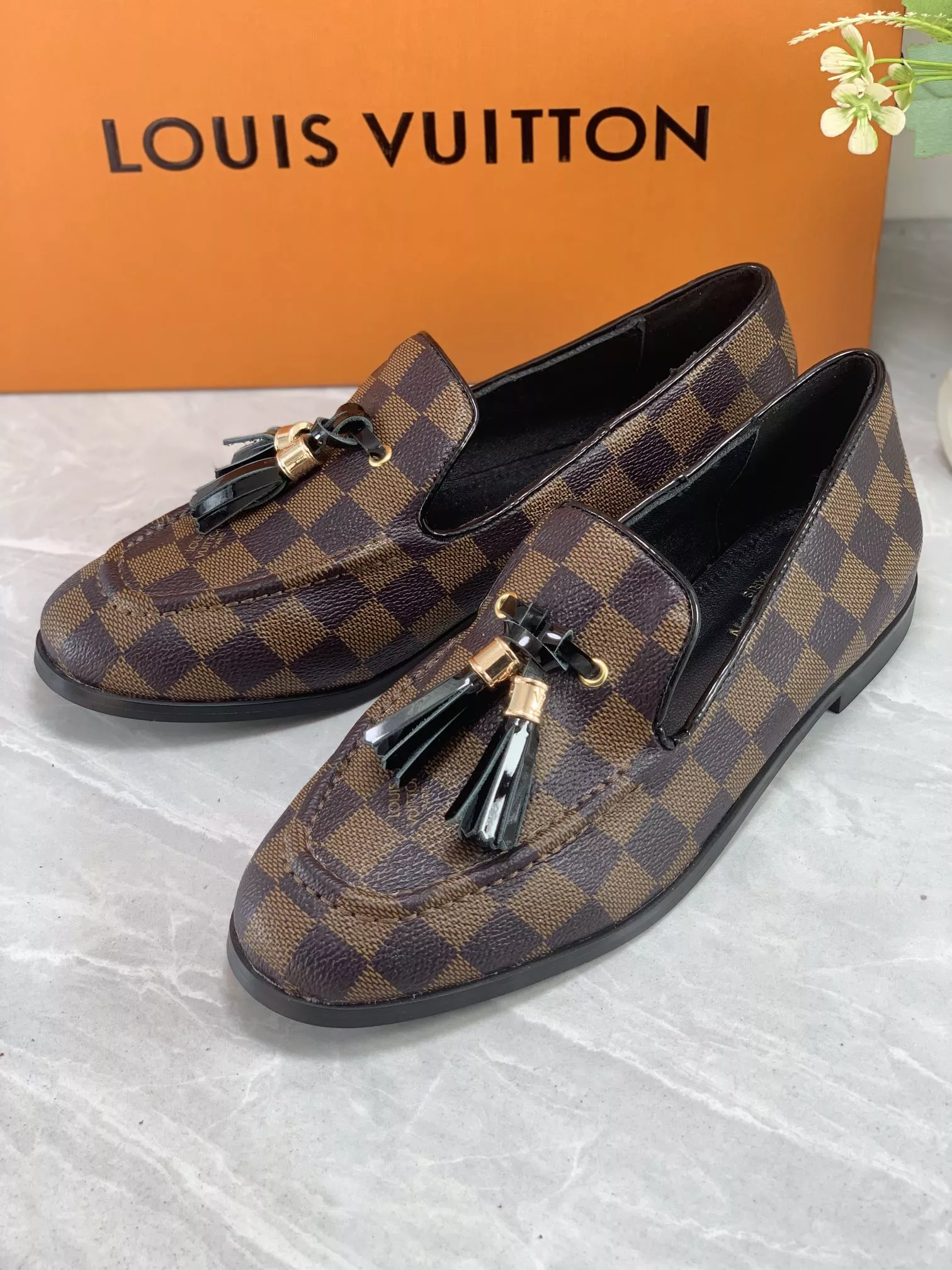 EyeCatching 7890 Louis Vuitton LV Oxfords Shoes For Women