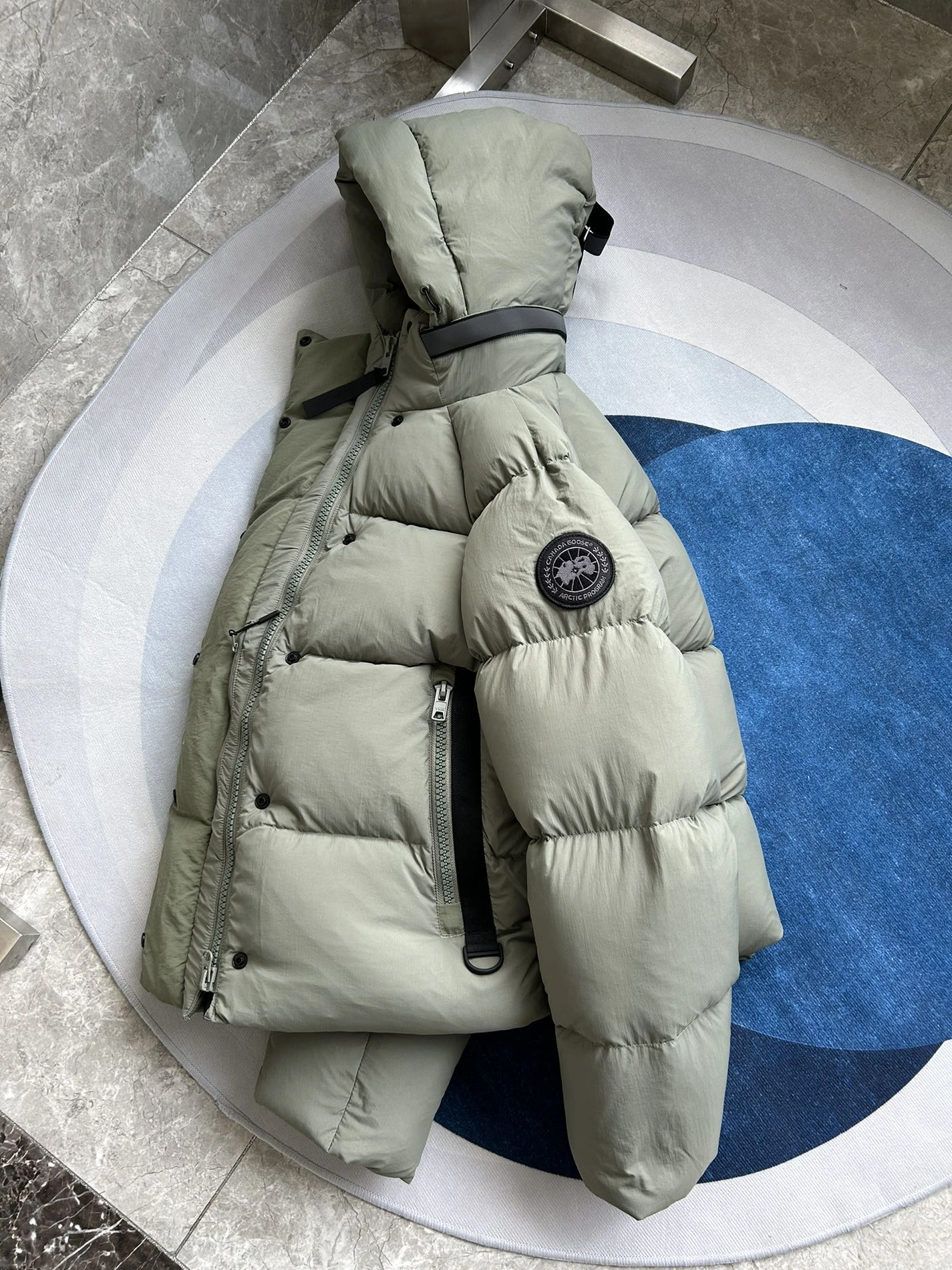EyeCatching 7899 Canada Goose Down Feather Coat Long Sleeved For Women