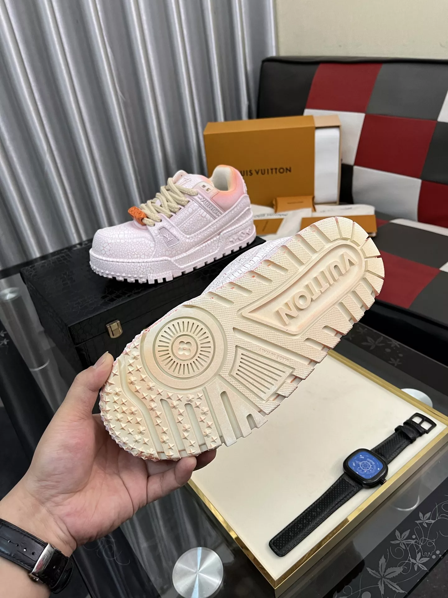 EyeCatching 7923 Louis Vuitton Casual Shoes For Women