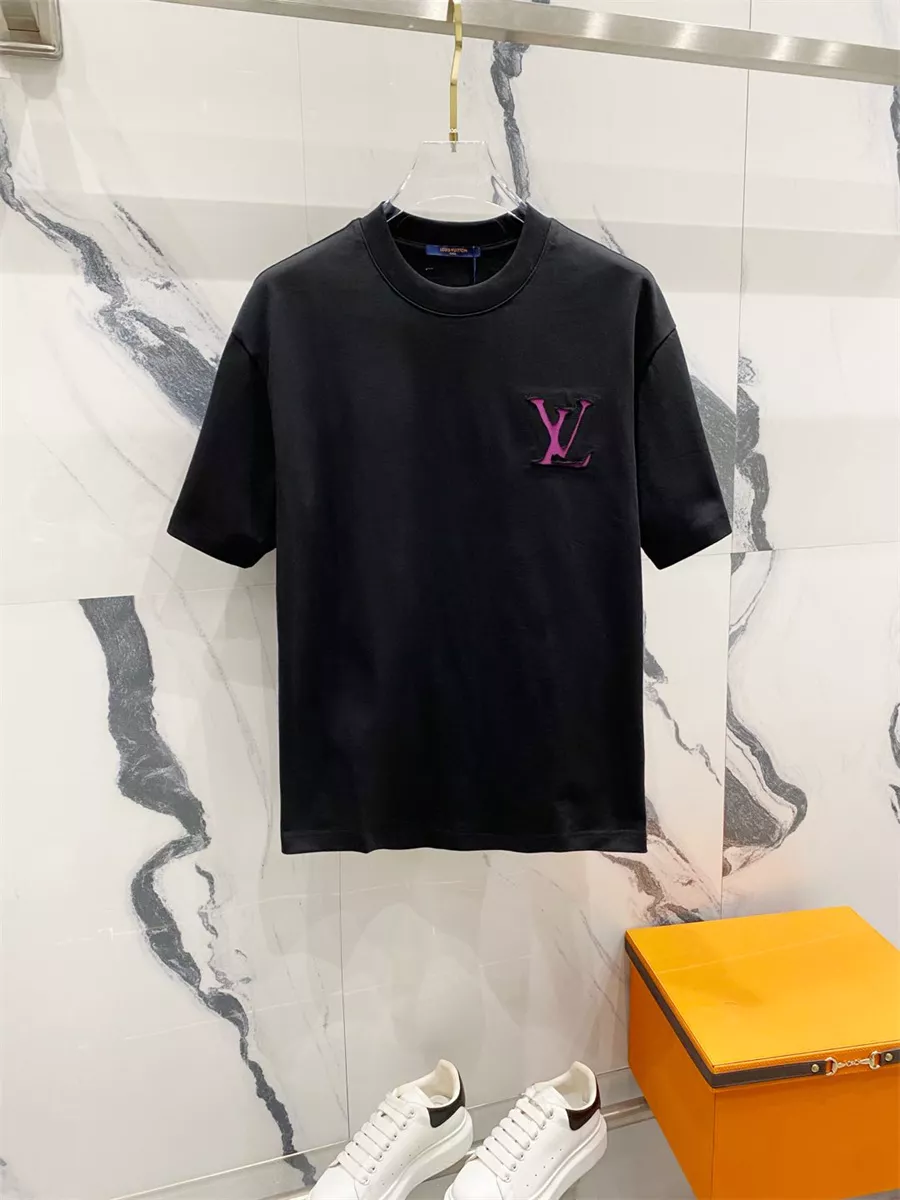EyeCatching 7935 Louis Vuitton LV T-Shirts Short Sleeved For Unisex