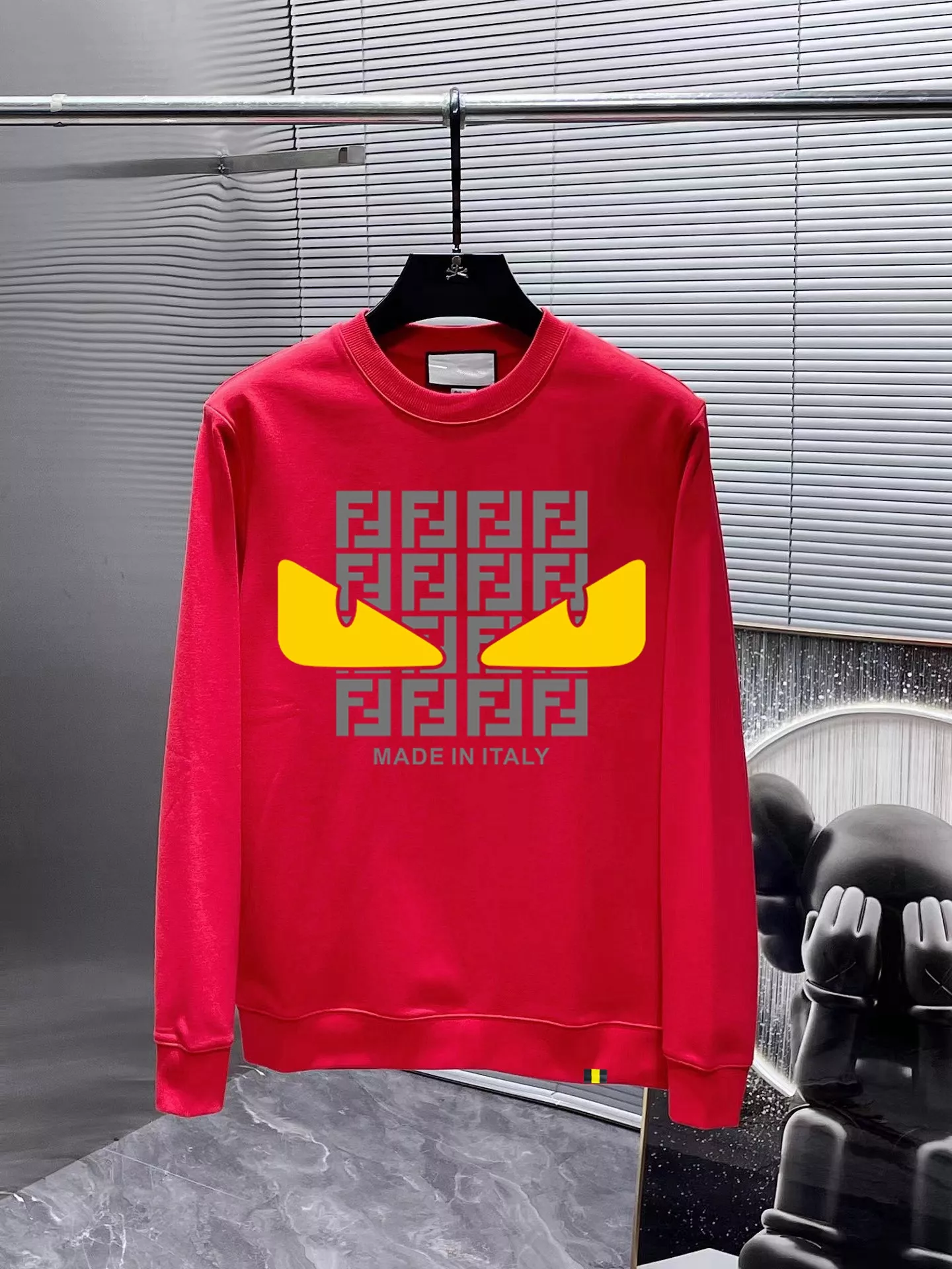 EyeCatching 801 Fendi Hoodies Long Sleeved For Men