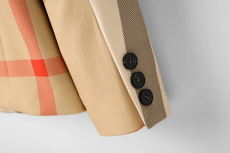 EyeCatching 816 Burberry Jackets Long Sleeved For Men