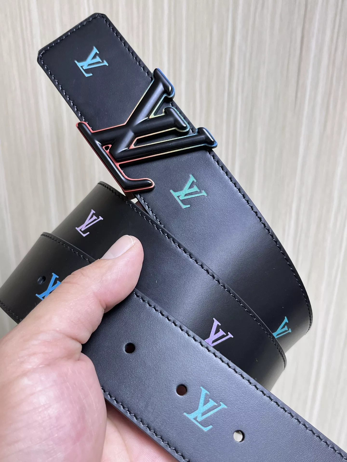 EyeCatching 8345 Louis Vuitton AAA Quality Belts In 4.0cm For Men
