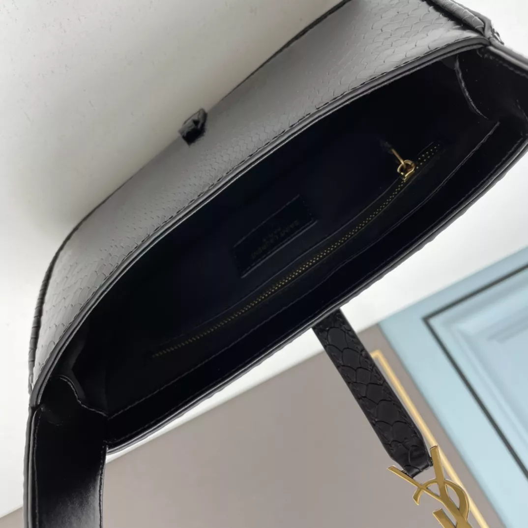 EyeCatching 8399 Yves Saint Laurent YSL AAA Quality Shoulder Bags For Women