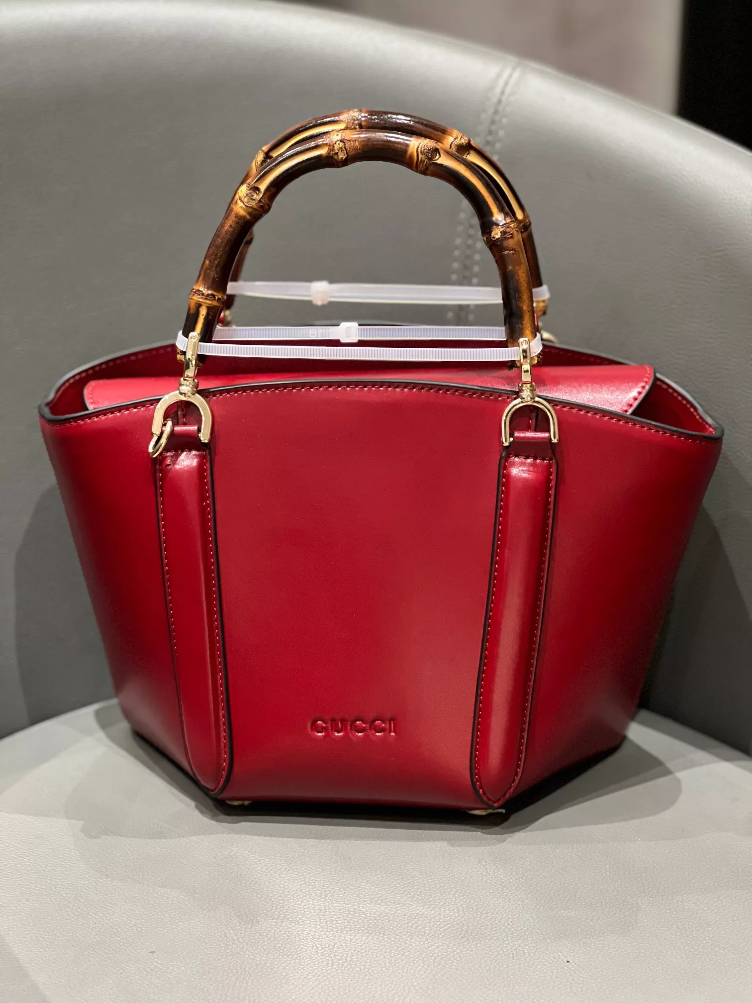 EyeCatching 8485 Gucci AAA Quality Handbags For Women