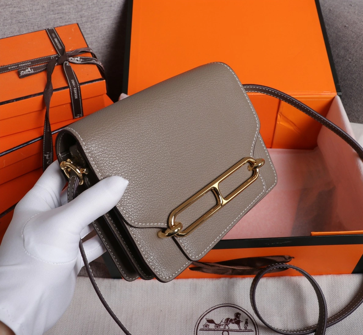 EyeCatching 849 Hermes AAA Quality Messenger Bags For Women