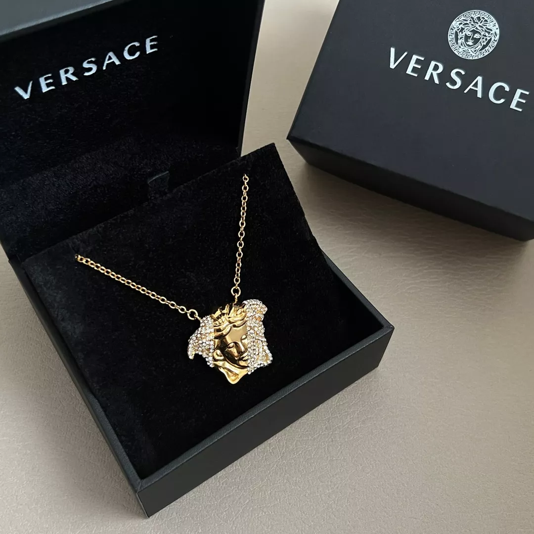 EyeCatching 8499 Versace Necklaces
