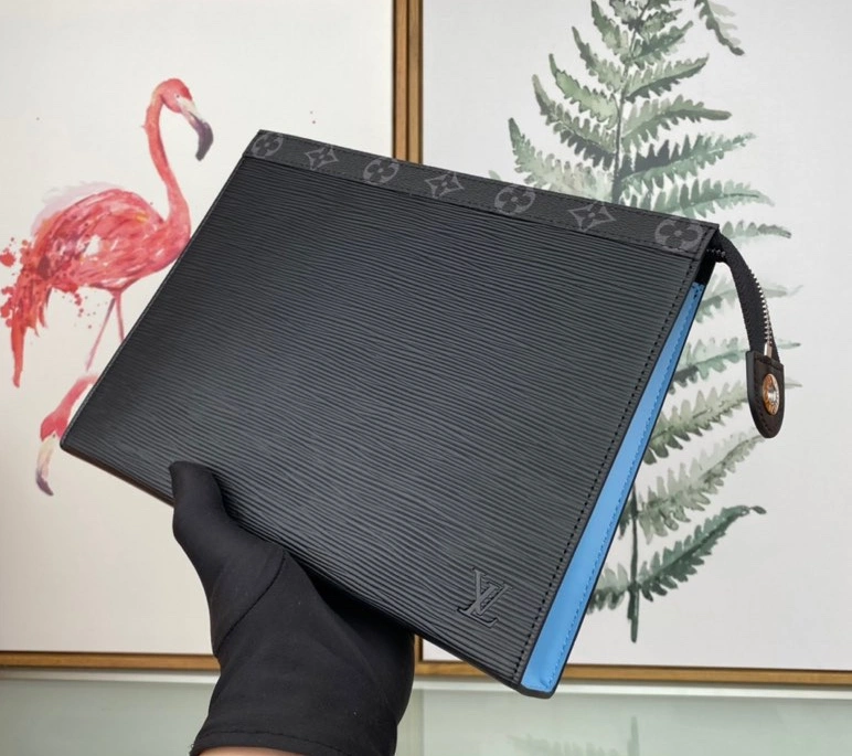 EyeCatching 8520 Louis Vuitton AAA Man Wallets