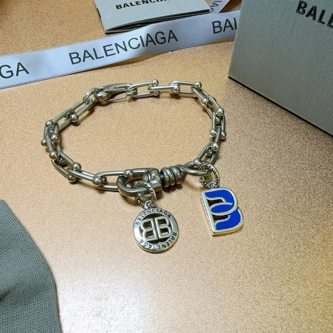 EyeCatching 8522 Balenciaga Bracelets