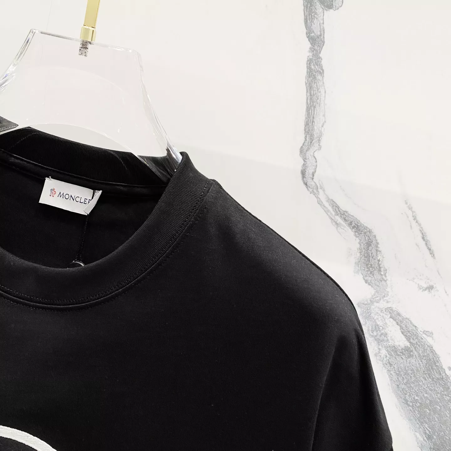 EyeCatching 8534 Moncler T-Shirts Short Sleeved For Unisex