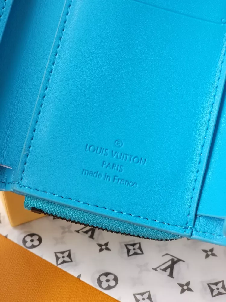 EyeCatching 8570 Louis Vuitton AAA Quality Card Case