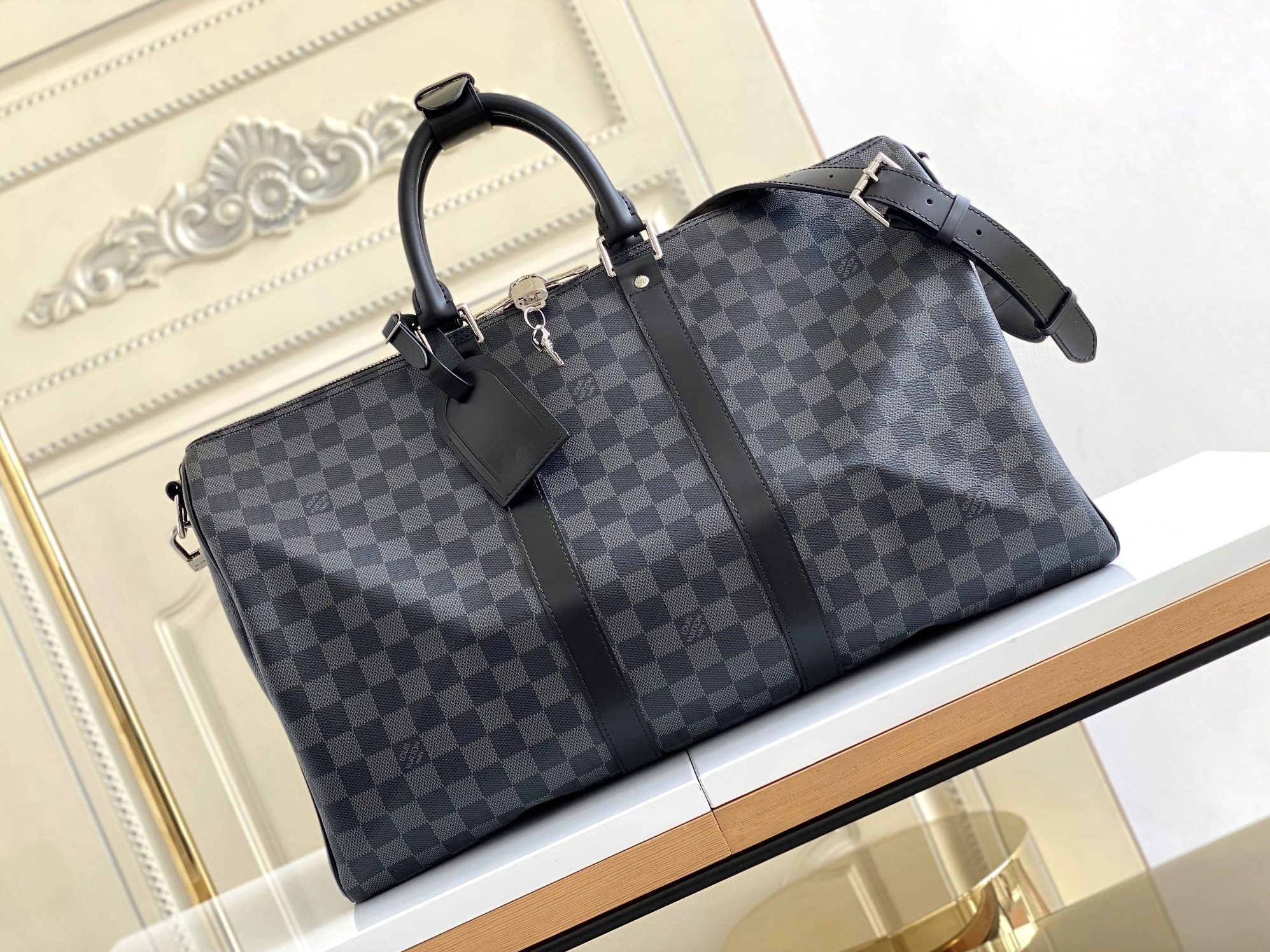 EyeCatching 8736 Louis Vuitton Travel Bags
