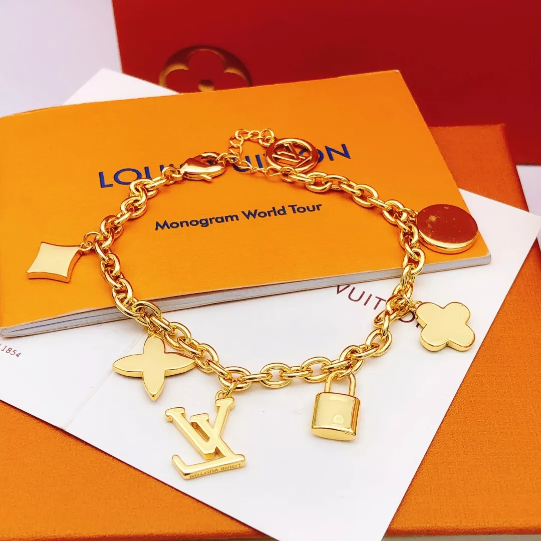 EyeCatching 8739 Louis Vuitton LV Bracelets