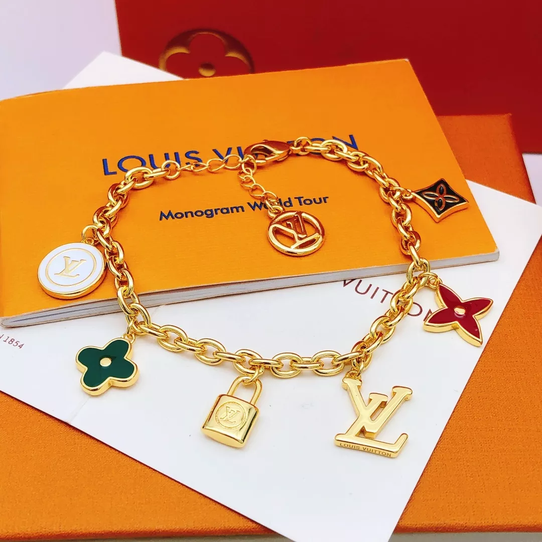 EyeCatching 8739 Louis Vuitton LV Bracelets