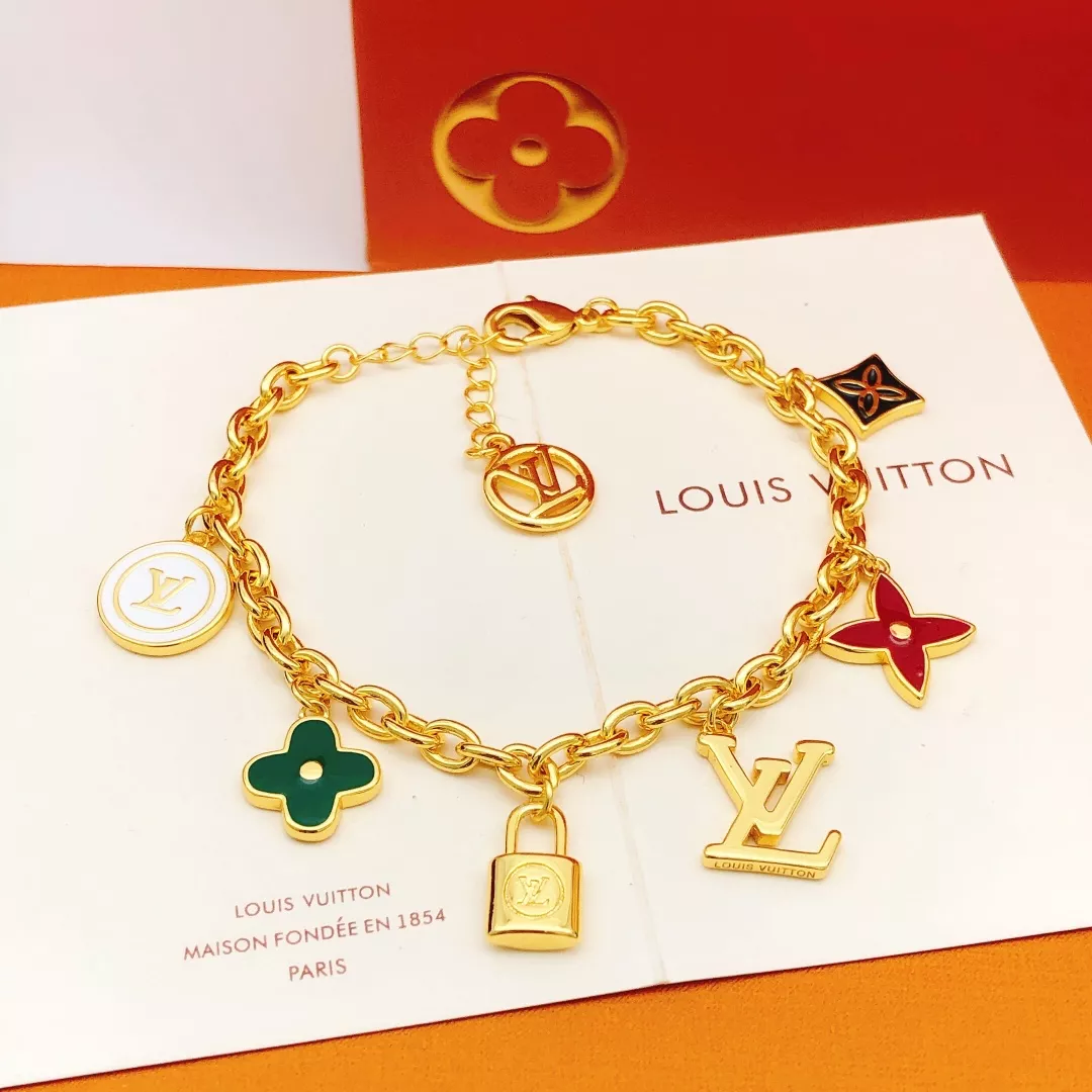 EyeCatching 8739 Louis Vuitton LV Bracelets