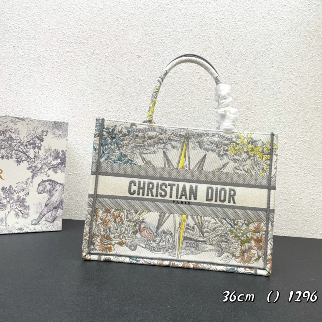 EyeCatching 8819 Christian Dior AAA Quality Tote-Handbags For Women