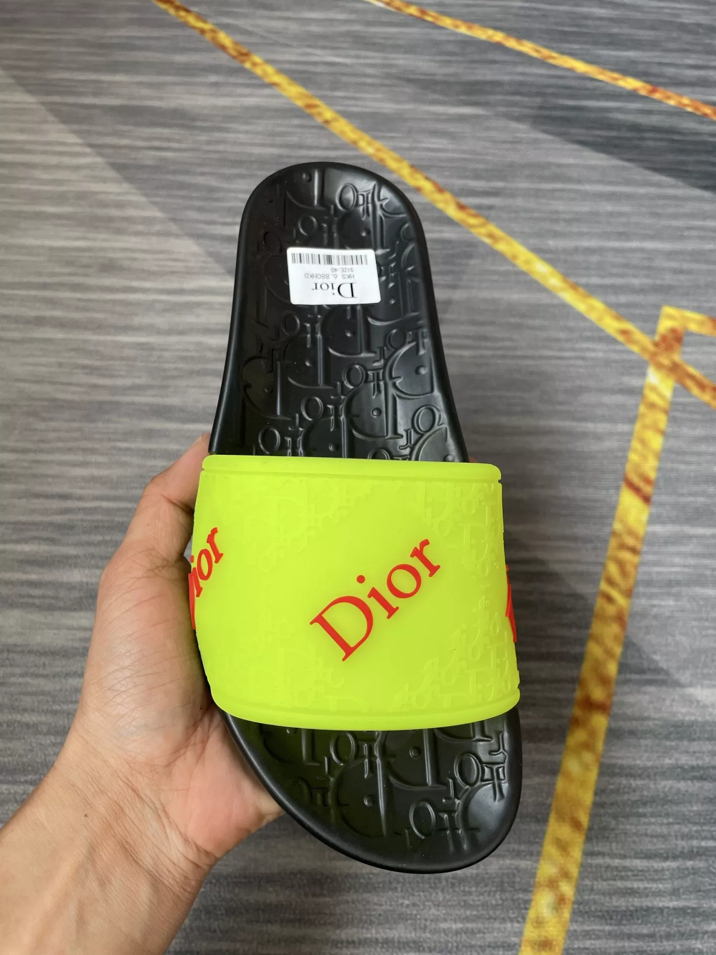 EyeCatching 8819 Christian Dior Slippers For Men