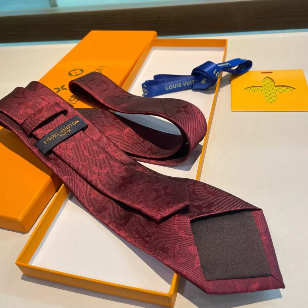 EyeCatching 8900 Louis Vuitton LV Necktie