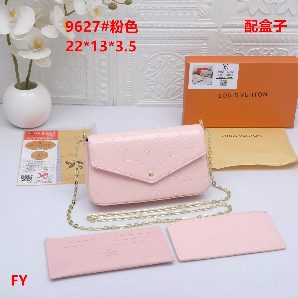 EyeCatching 9031 Louis Vuitton Messenger Bags For Women