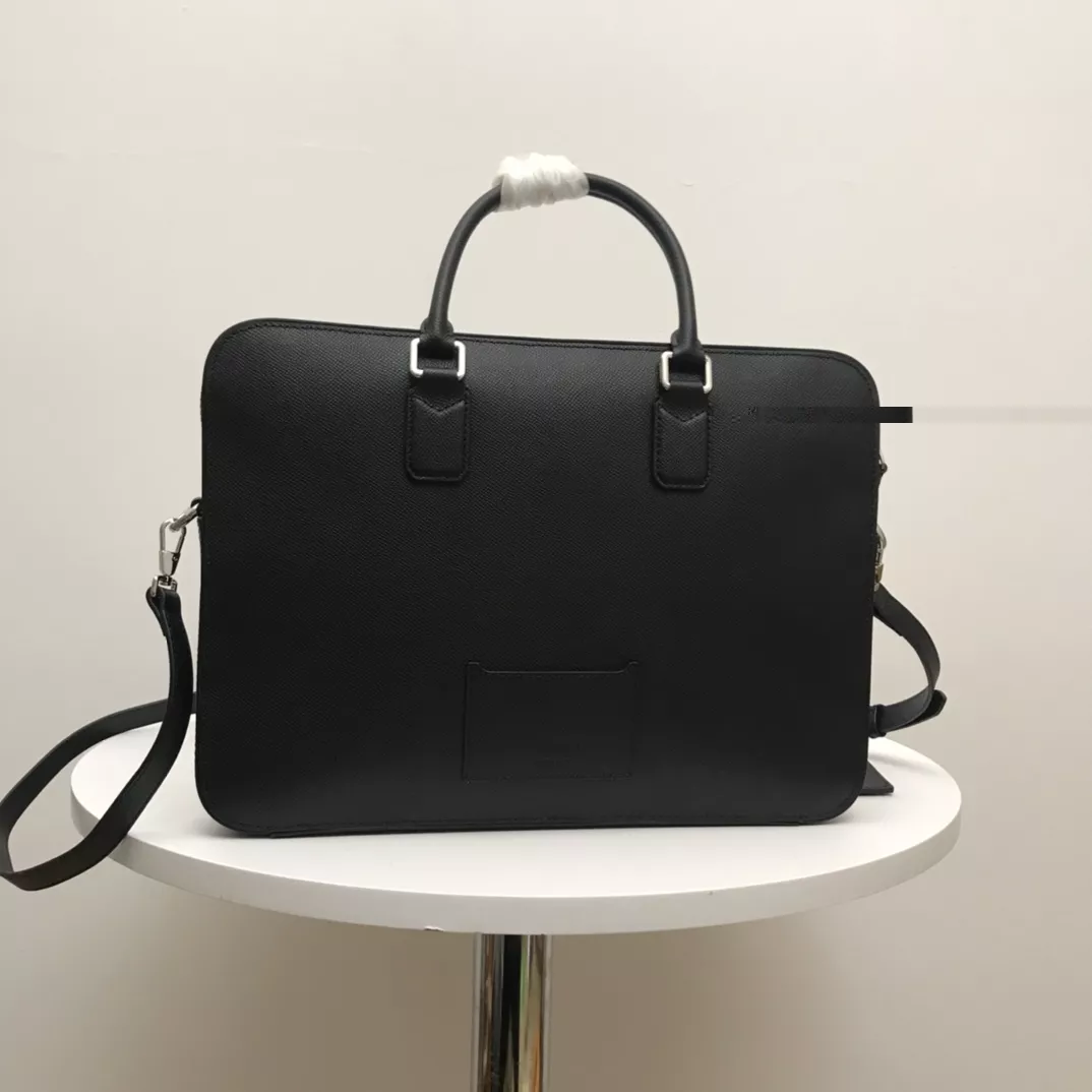 EyeCatching 9152 Burberry AAA Man Handbags