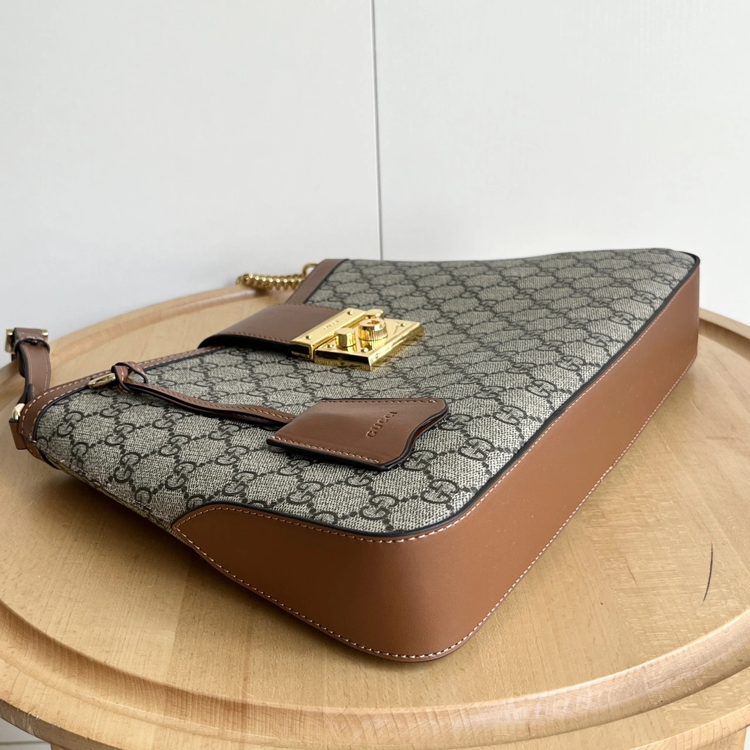 EyeCatching 917 Gucci AAA Quality Shoulder Bags For Women