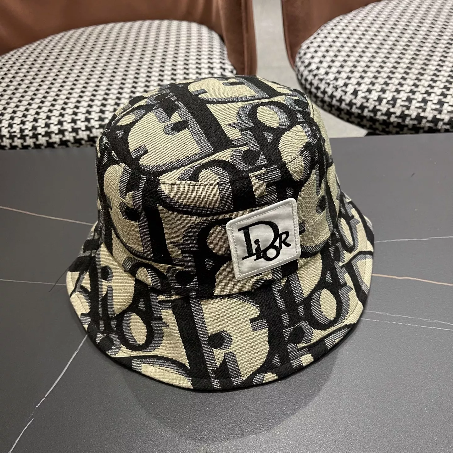 EyeCatching 9266 Christian Dior Caps