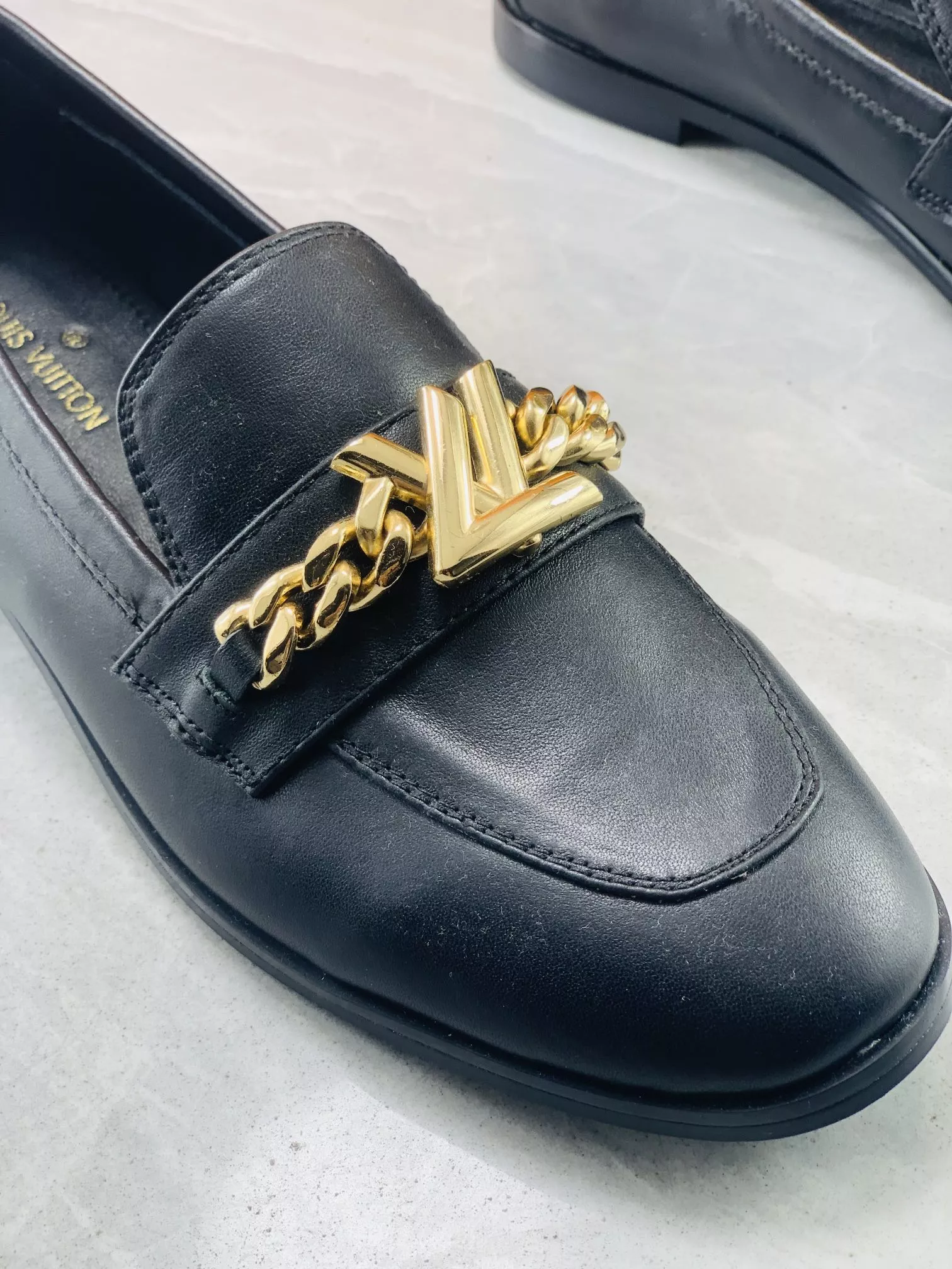 EyeCatching 9389 Louis Vuitton LV Oxfords Shoes For Women