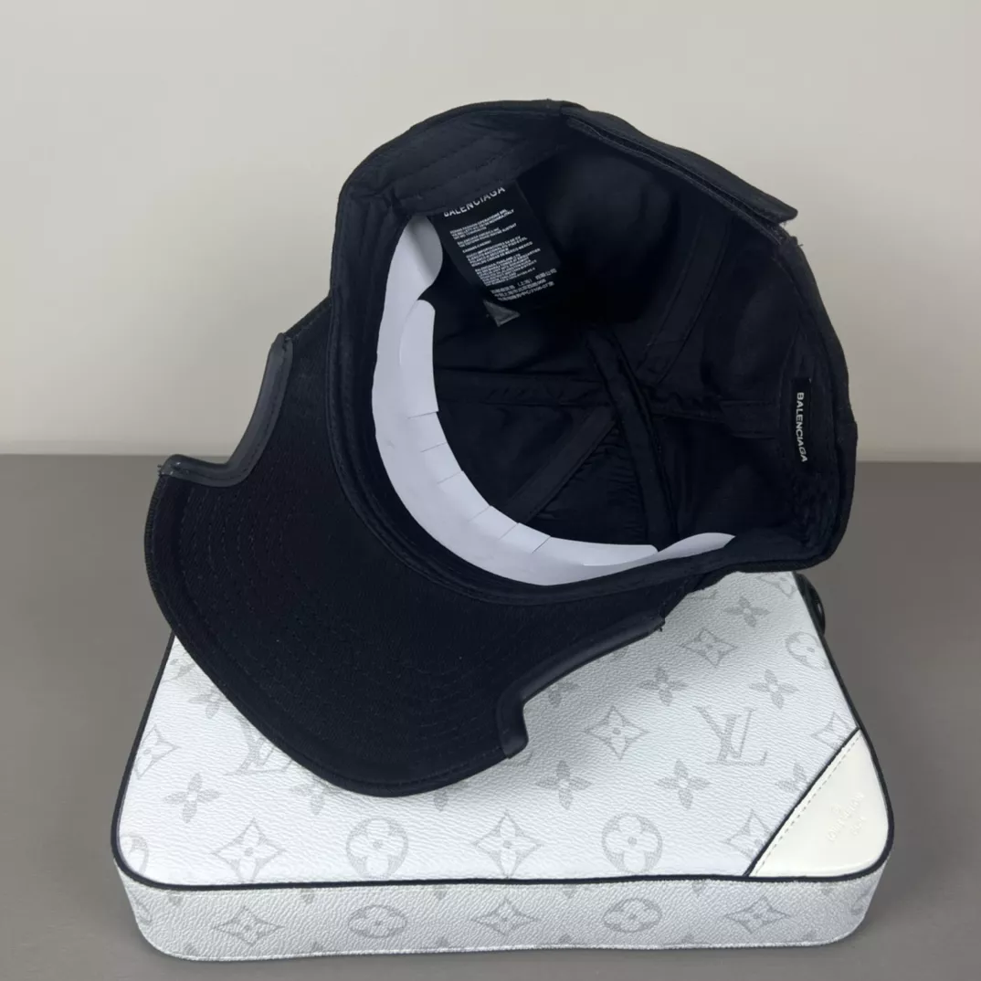 EyeCatching 9460 Balenciaga Caps