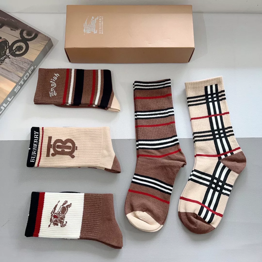 EyeCatching 9466 Burberry Socks