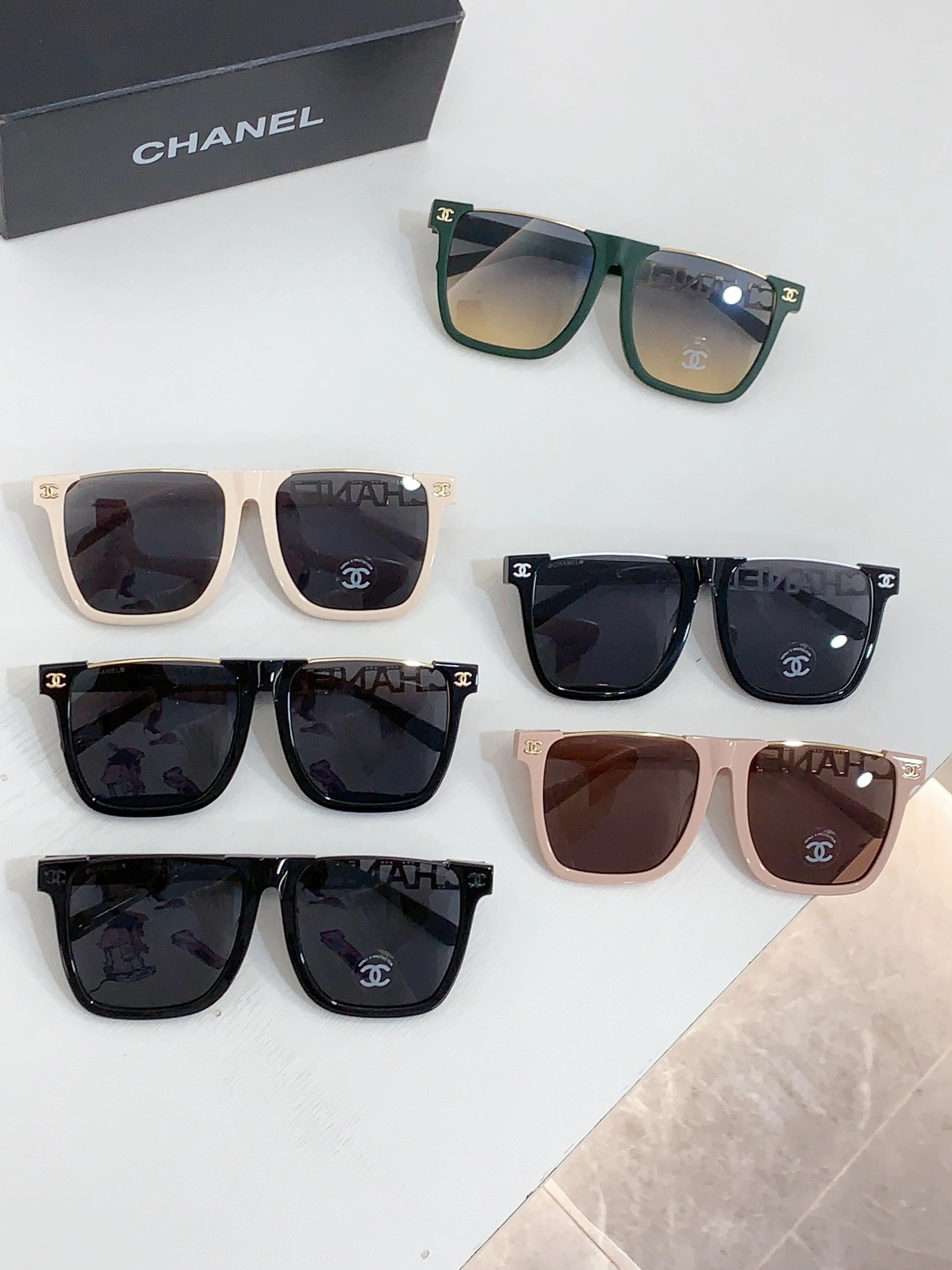 EyeCatching 9469 Chanel AAA Quality Sunglasses
