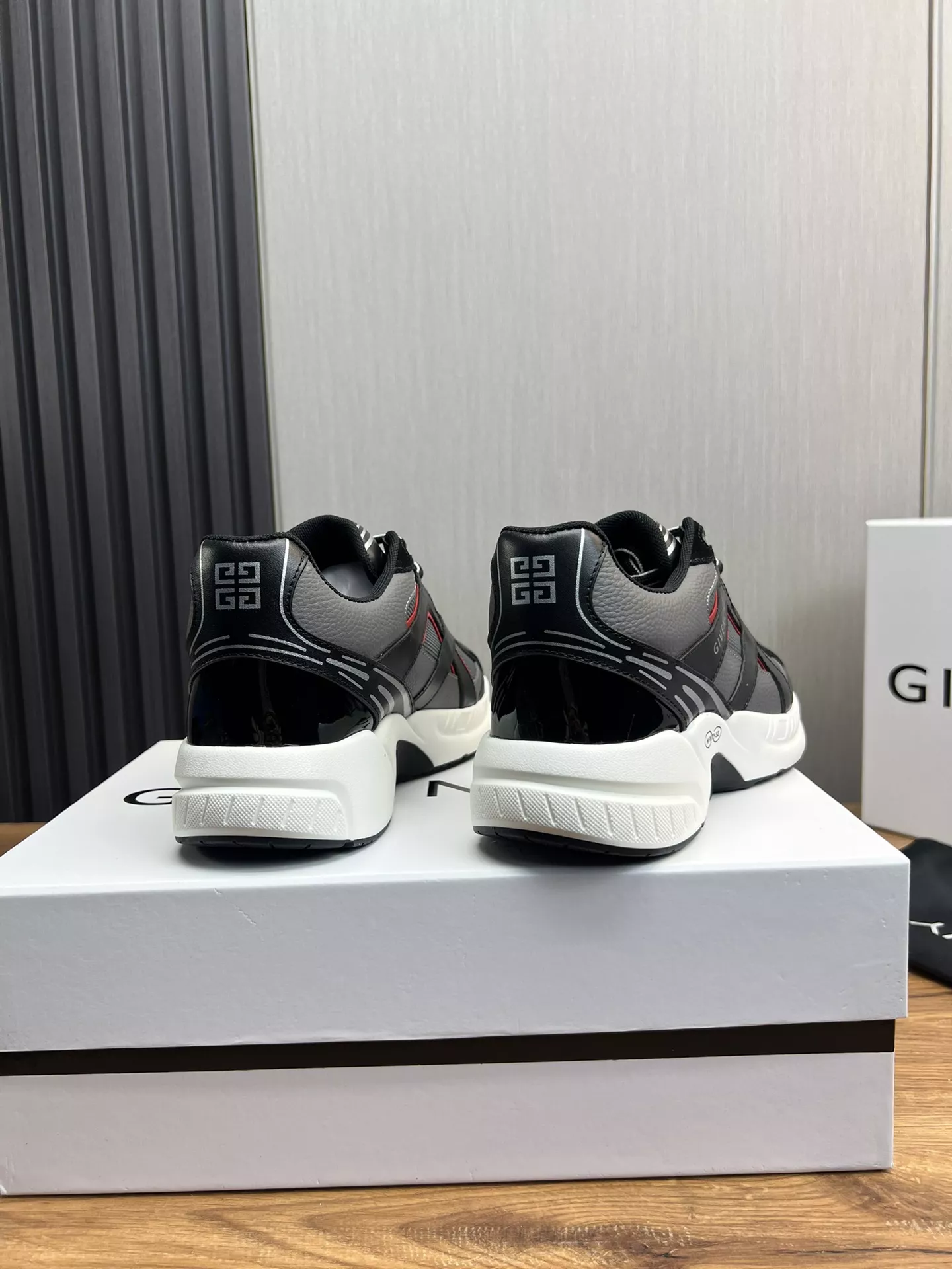 EyeCatching 961 Givenchy Casual Shoes For Men