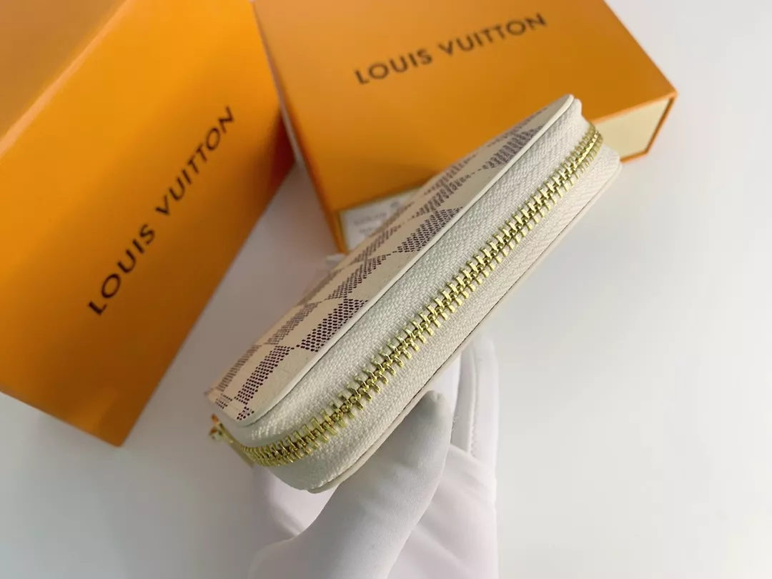 EyeCatching 9632 Louis Vuitton LV Card Case