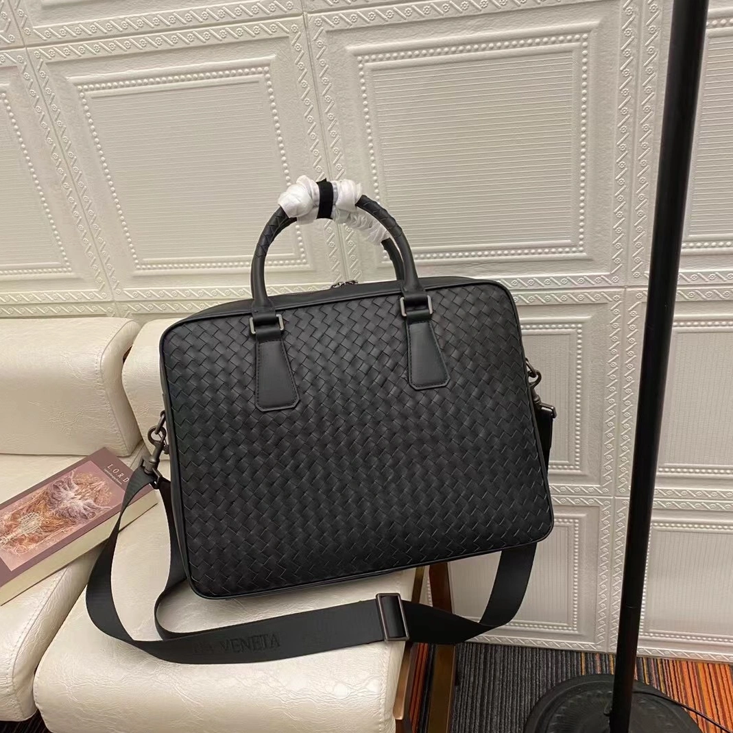 EyeCatching 9719 Bottega Veneta AAA Man Handbags