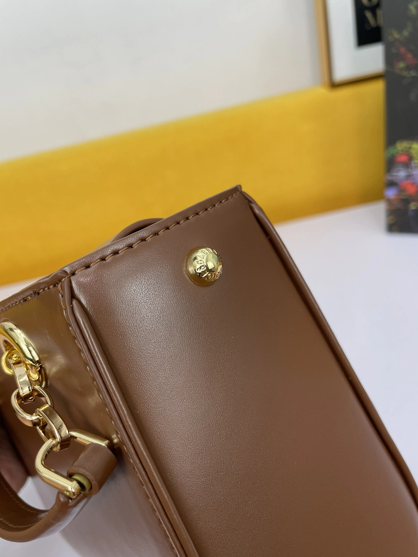 EyeCatching 9765 Dolce & Gabbana AAA Quality Handbags For Women