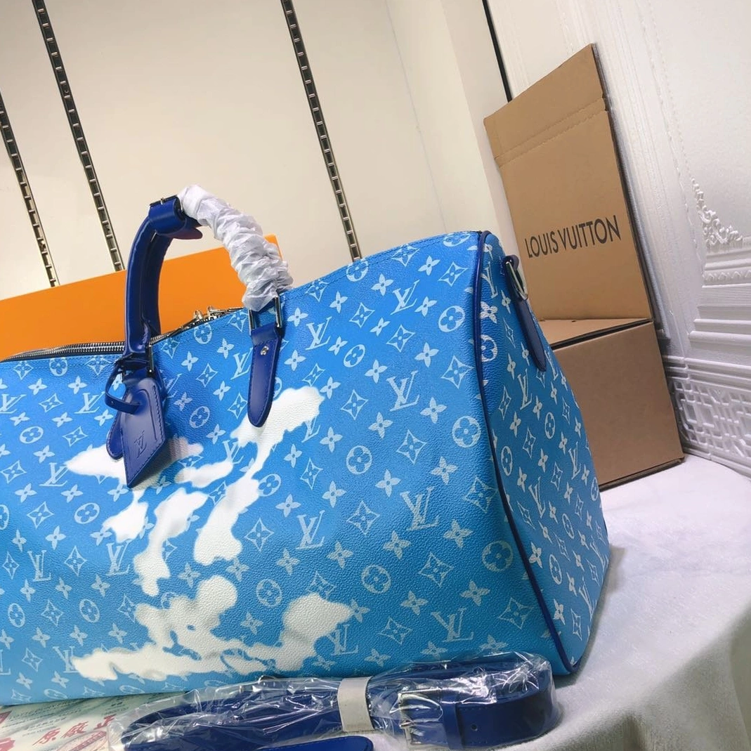 EyeCatching 9776 Louis Vuitton Travel Bags For Women