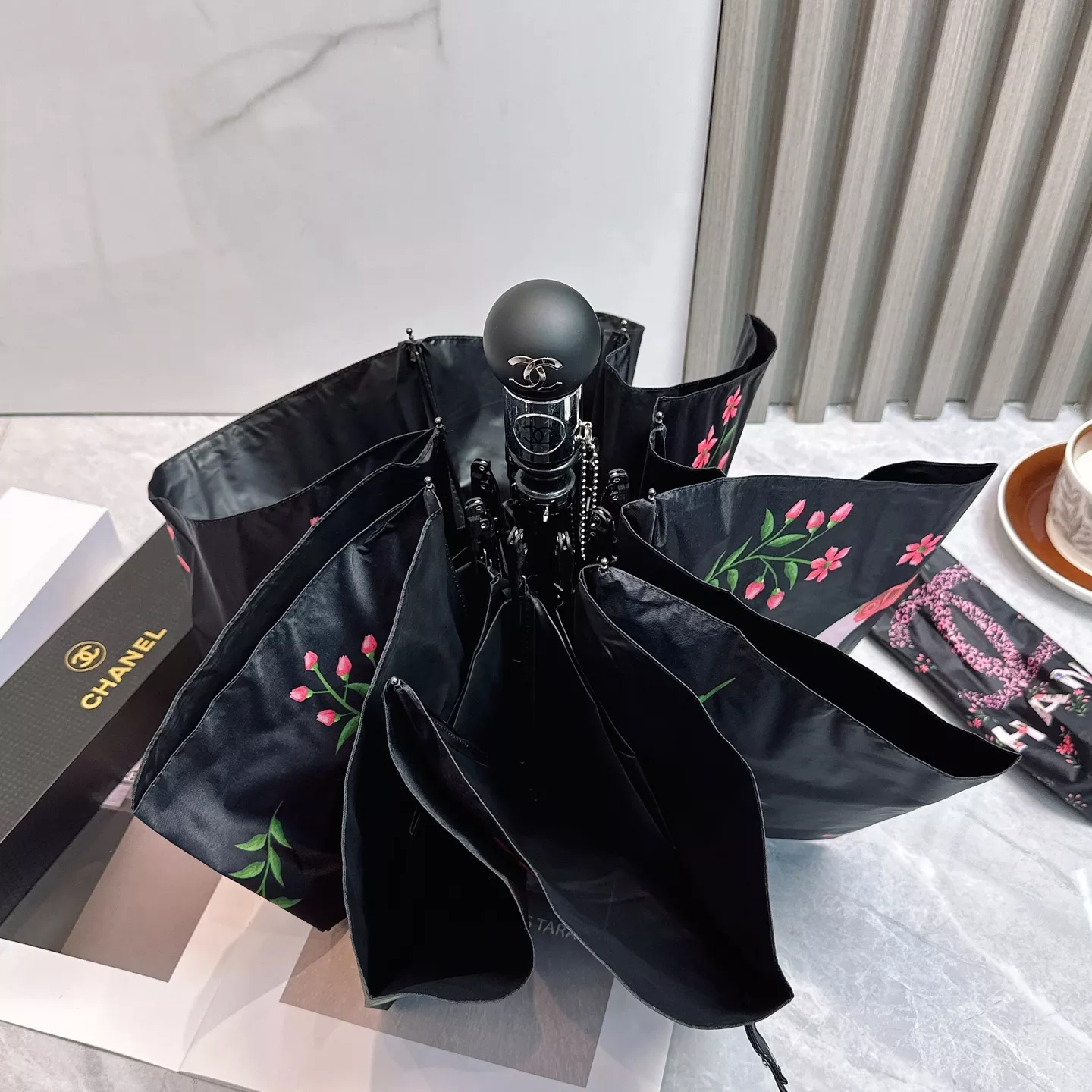 EyeCatching 979 Chanel Umbrellas
