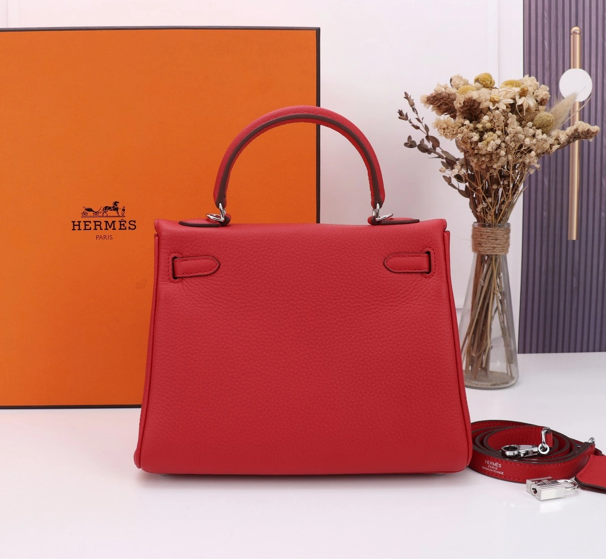 EyeCatching 9877 Hermes AAA Quality Handbags For Women
