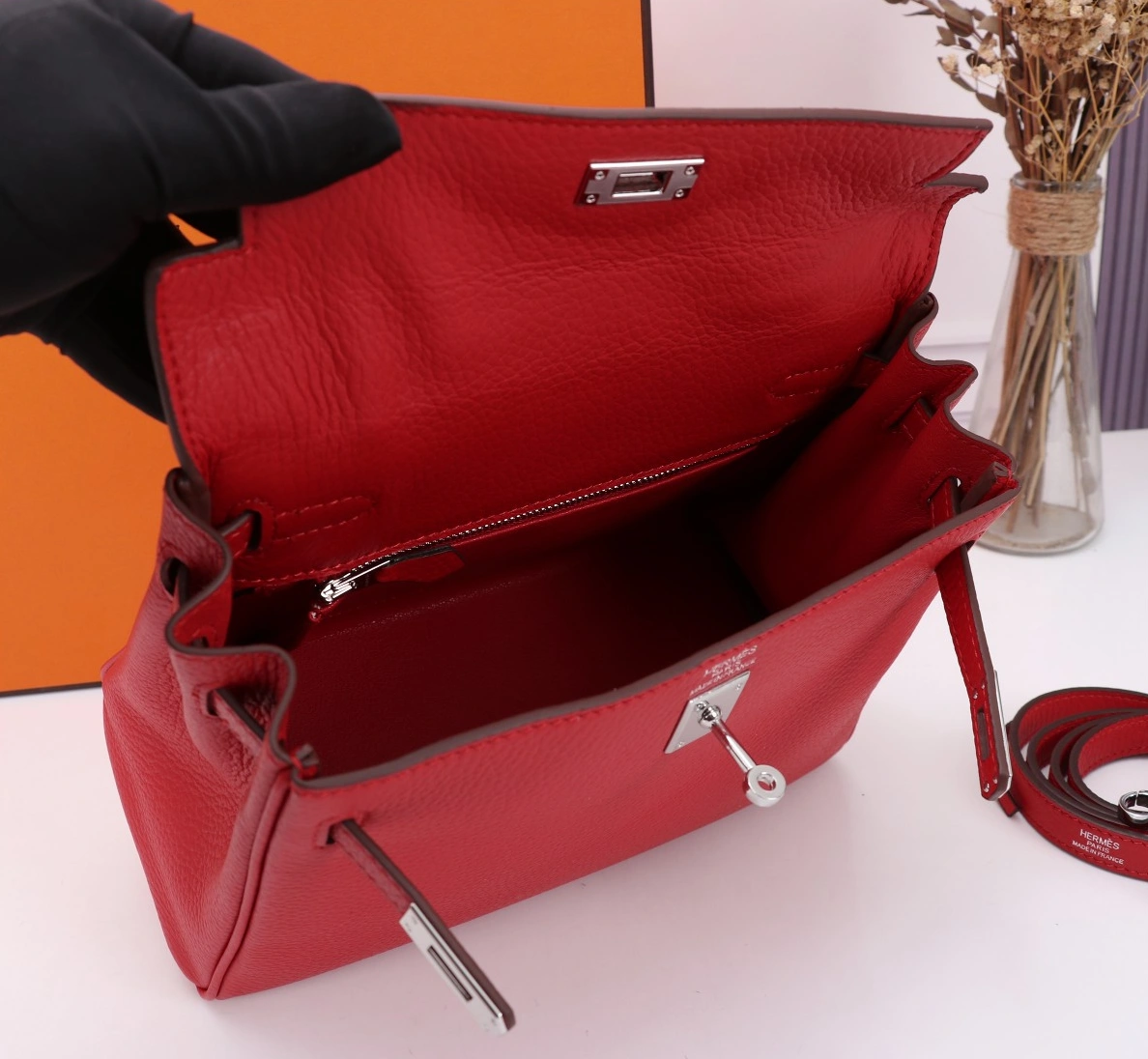 EyeCatching 9877 Hermes AAA Quality Handbags For Women