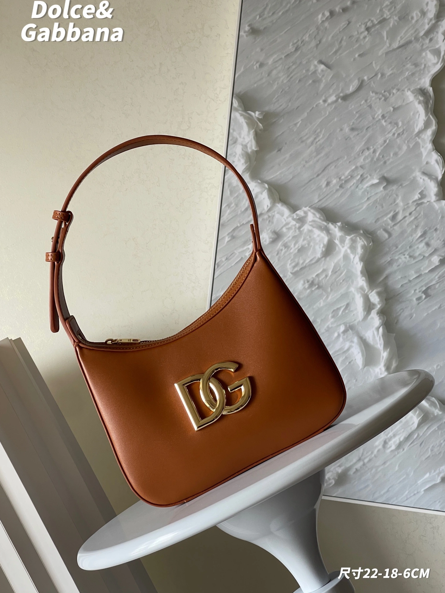 Fashionable 1104 Dolce & Gabbana AAA Quality Shoulder Bags For Women