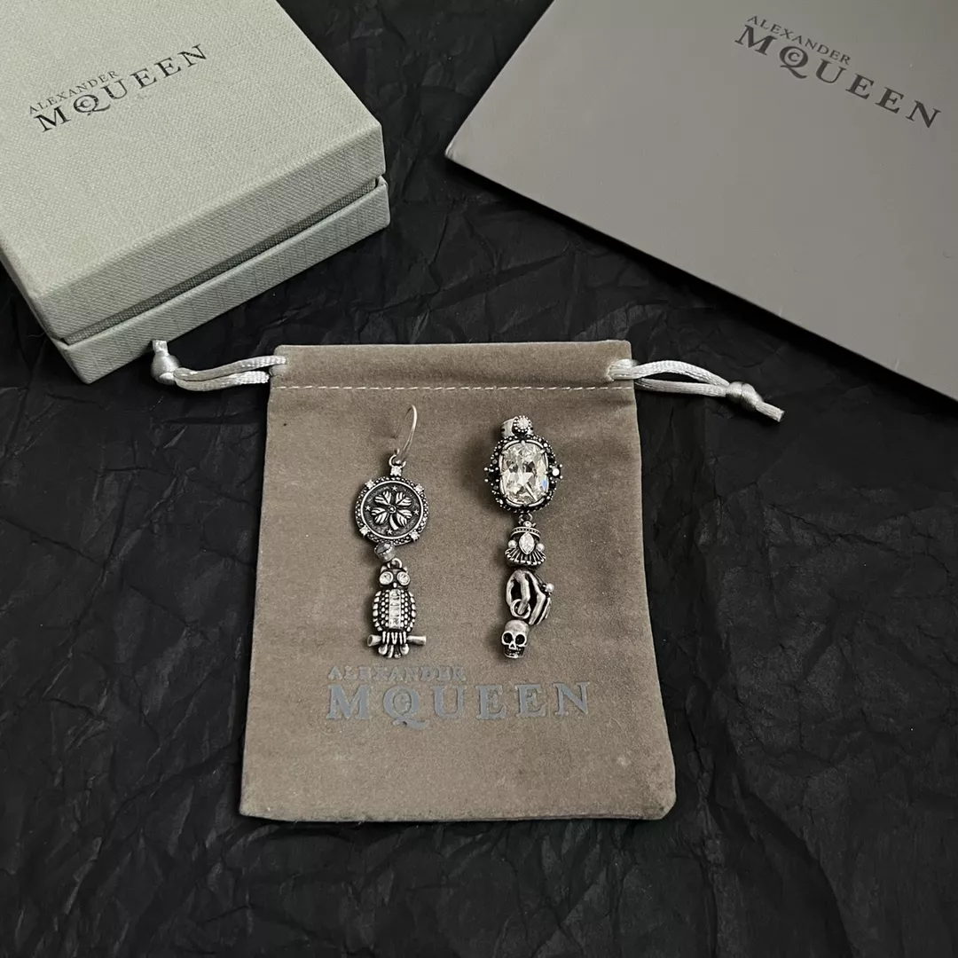 Fashionable 1189 Alexander McQueen Earrings For Women