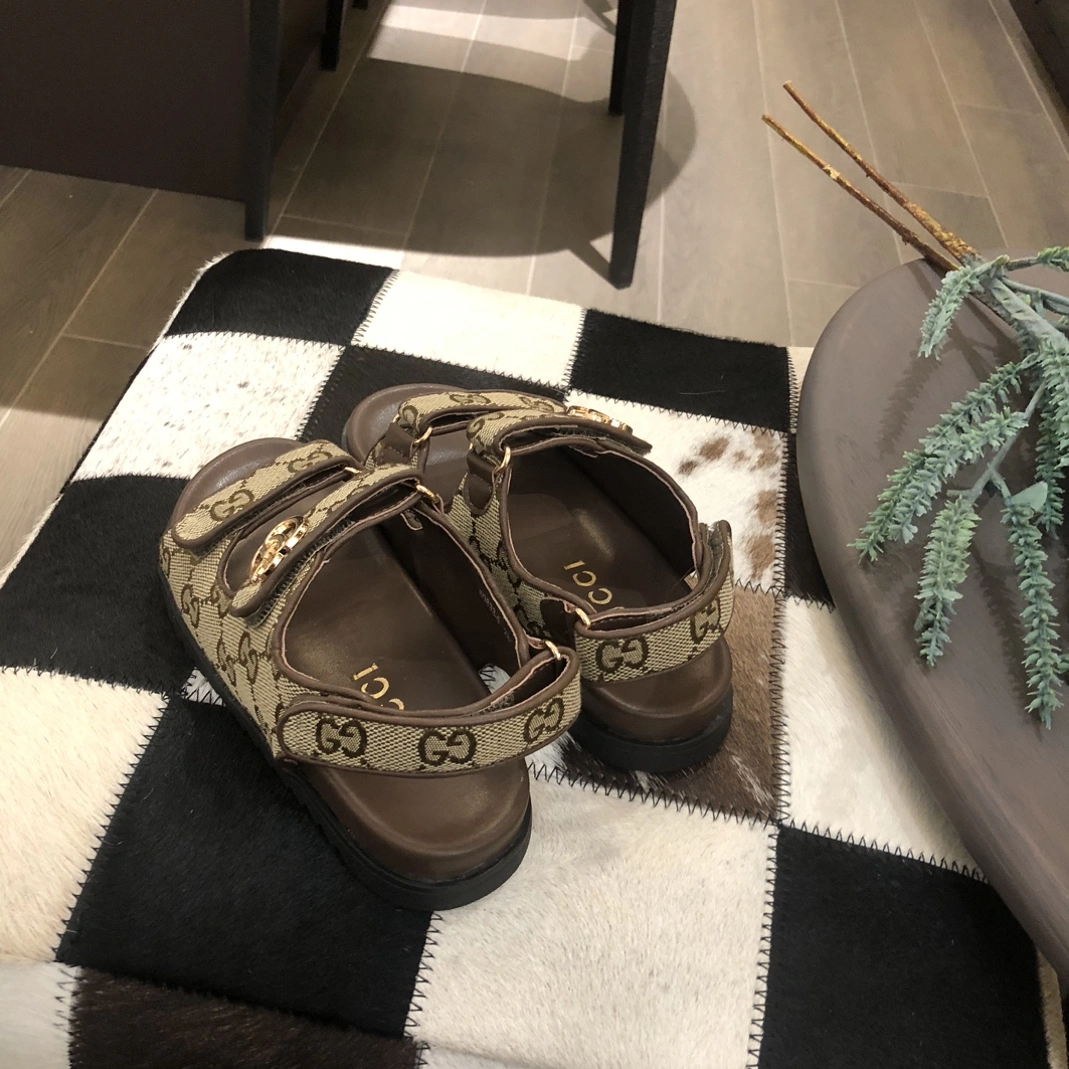 Fashionable 1194 Gucci Kids' Shoes