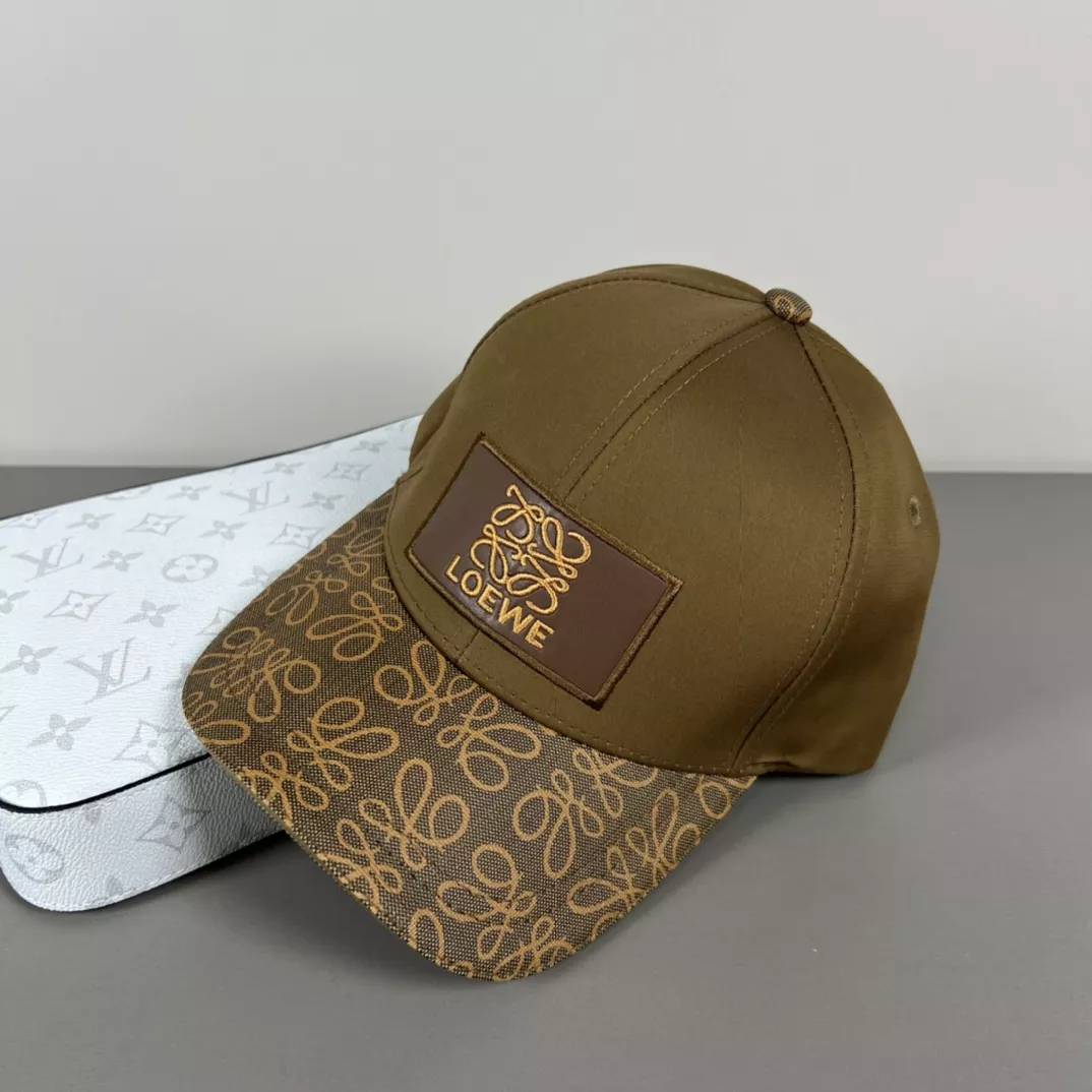 Fashionable 1220 LOEWE Caps