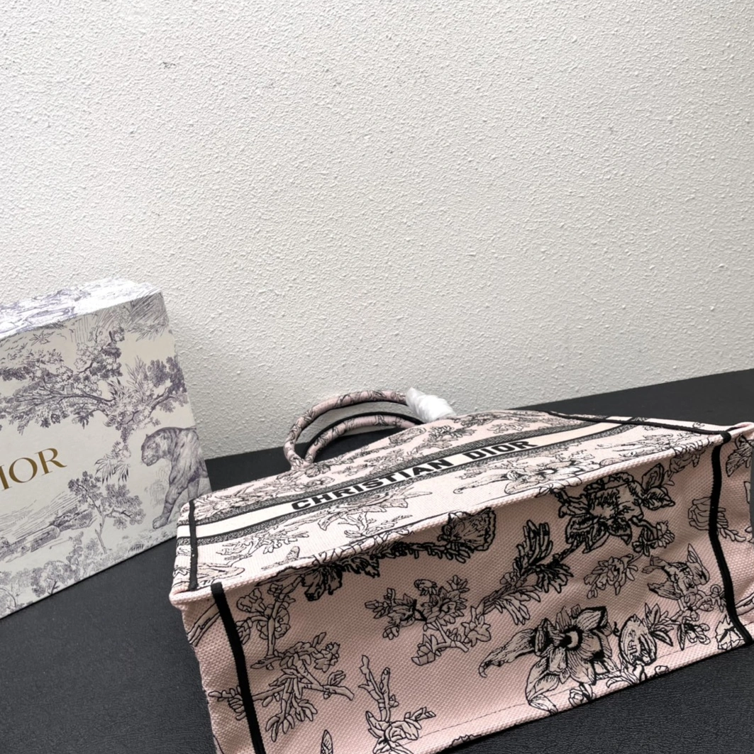 Fashionable 1233 Christian Dior AAA Quality Tote-Handbags For Women
